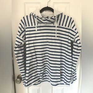 Vineyard Vines hoodie